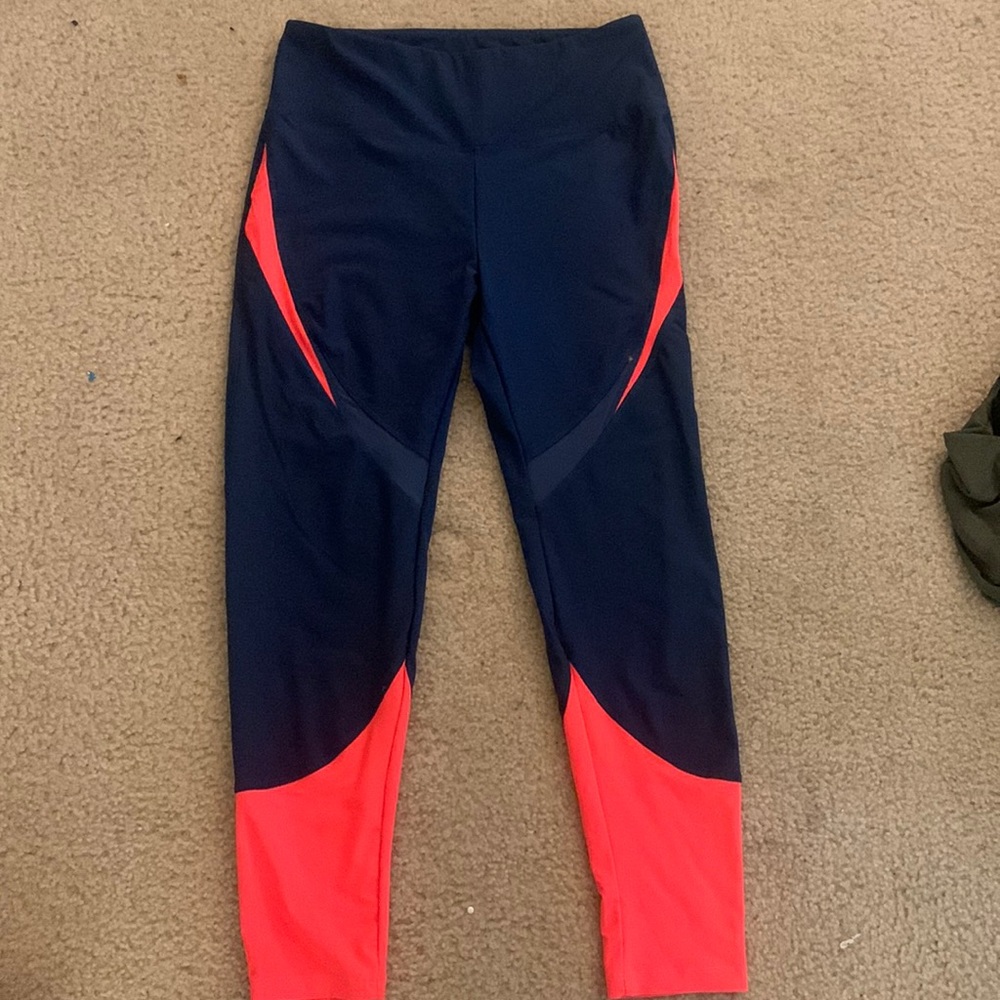 Pink and blue marika 3/4 leggings